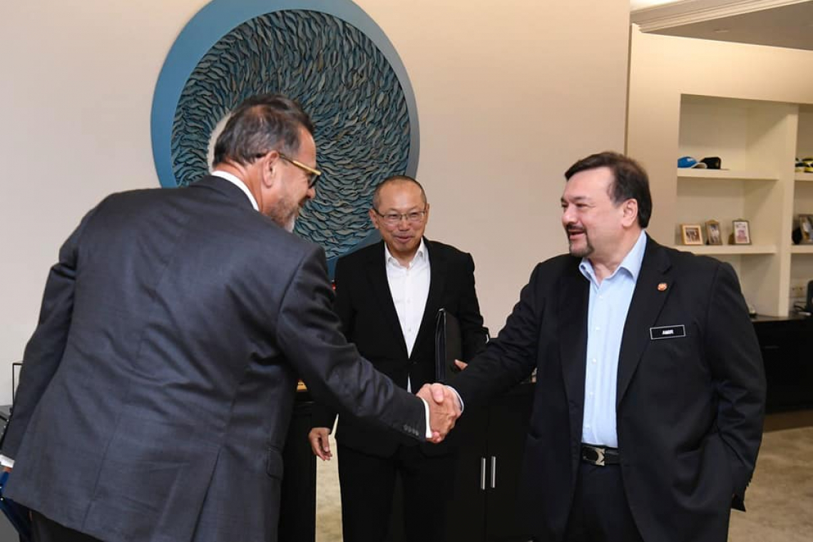 Sesi Perbincangan Di MOF